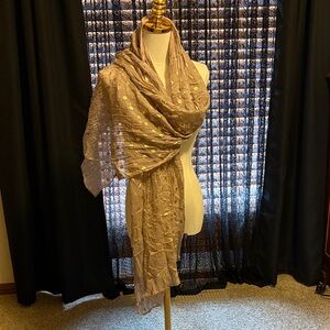 Elegant Gold and Tan Scarf